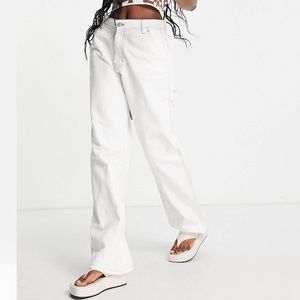 Pull&Bear Straight Leg Carpenter Pant In White